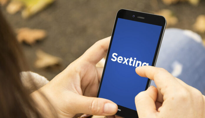 sexting peritos informaticos