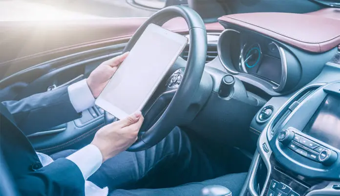 globatika-peritos-informaticos-hack-vehiculos